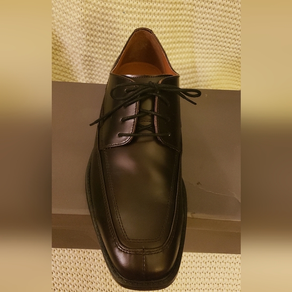 Jos. A. Bank Other - LEATHER split toe OXFORD 10 D